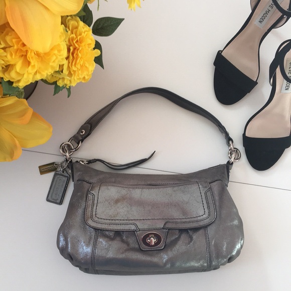 Coach Handbags - Coach • EUC Authentic Handbag